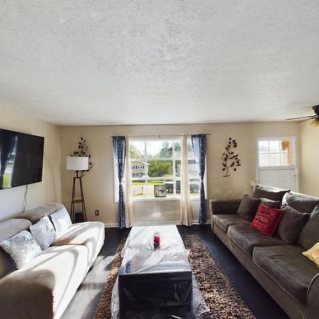 Pine Forest Zen Cottage - 10 Min To Fort Bragg Fayetteville Εξωτερικό φωτογραφία
