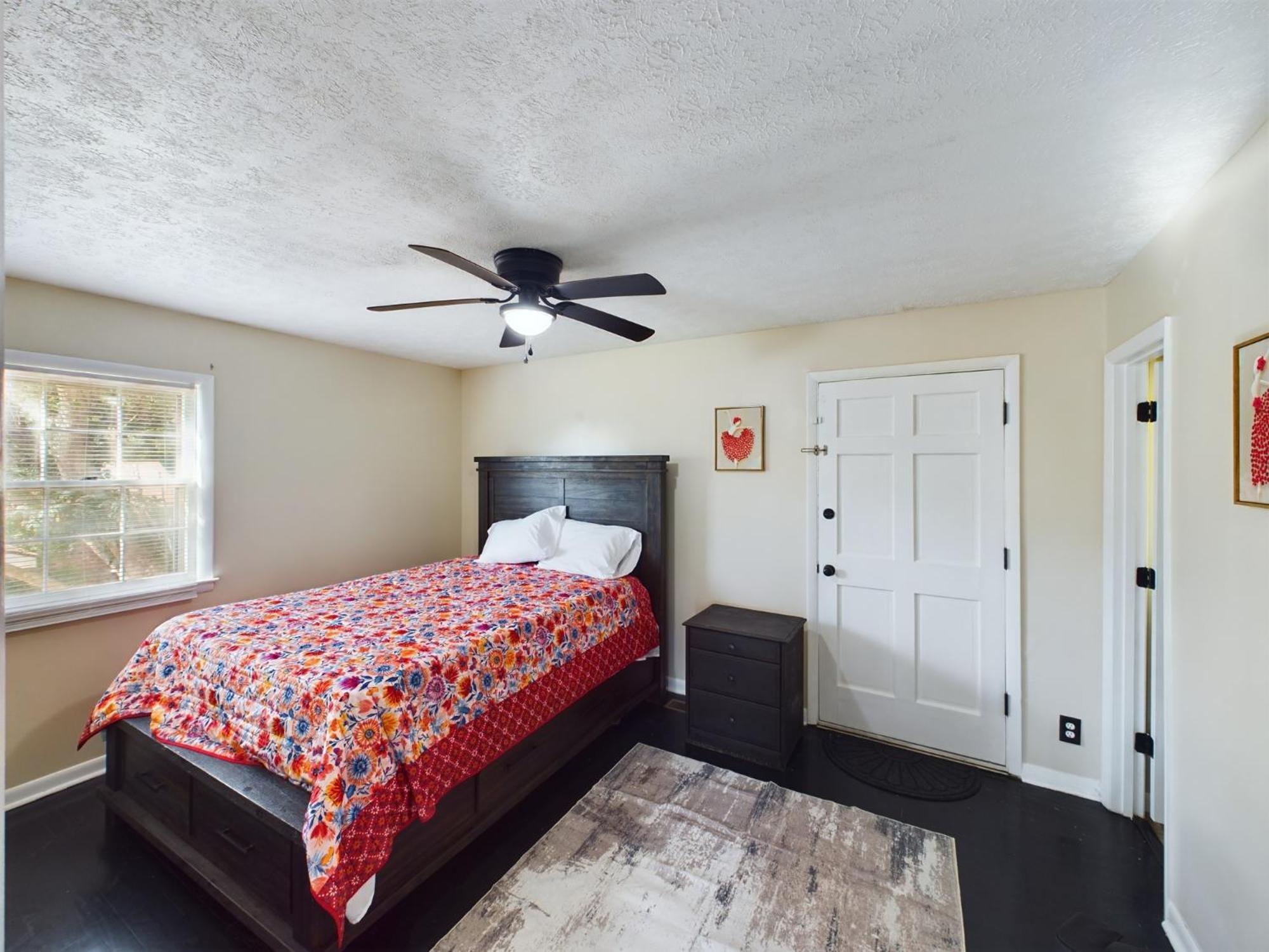 Pine Forest Zen Cottage - 10 Min To Fort Bragg Fayetteville Εξωτερικό φωτογραφία